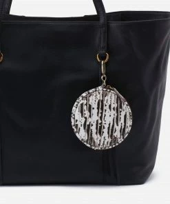 Hobo women Revolve Go Clip Pouch in Lizard -Ryka Sales Shop 329c1567fe9c4562902edf7cf2da9811 1080x