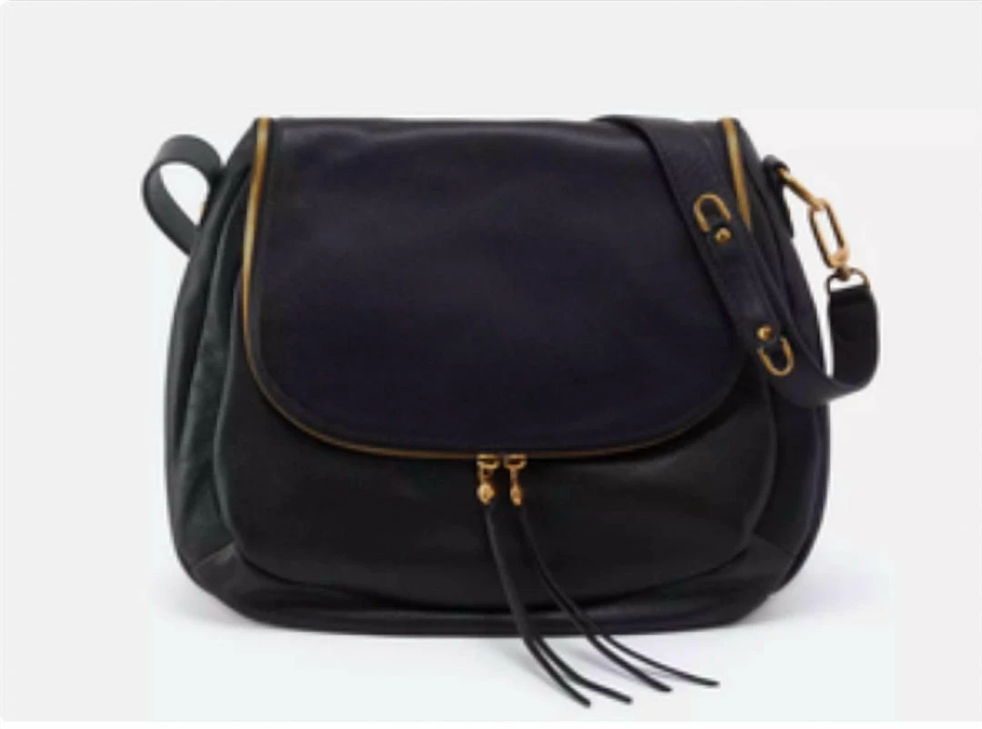 Hobo women Fern Convertible Shoulder Bag in Black 1 Hobo women Fern Convertible Shoulder Bag in Black