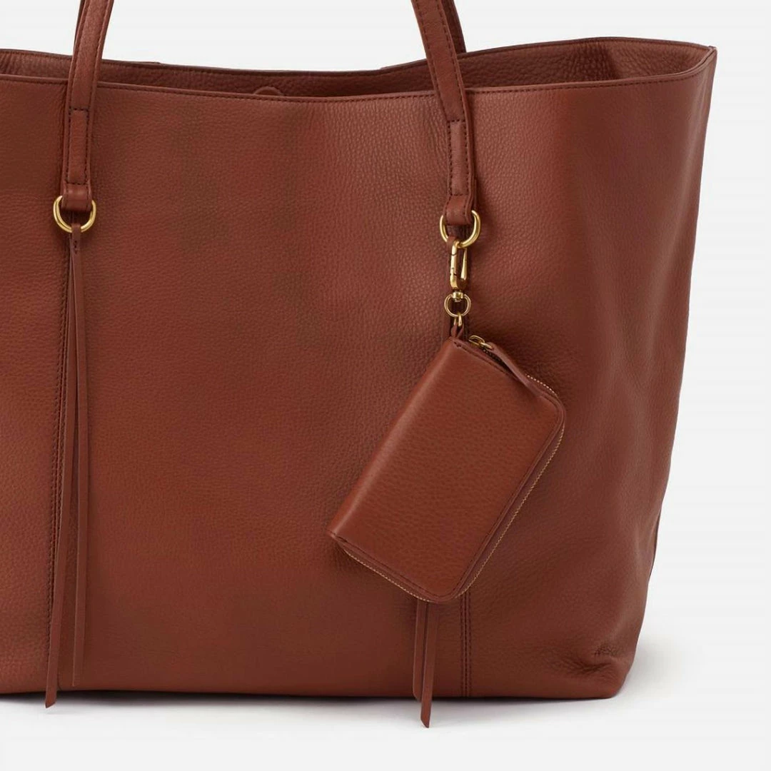 Hobo women Move Zip Pouch in Toffee 3 Hobo women Move Zip Pouch in Toffee - Image 3