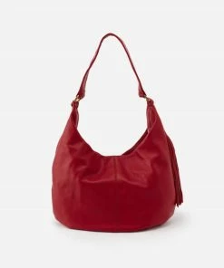 Hobo women Gardner Shoulder Bag in Scarlet