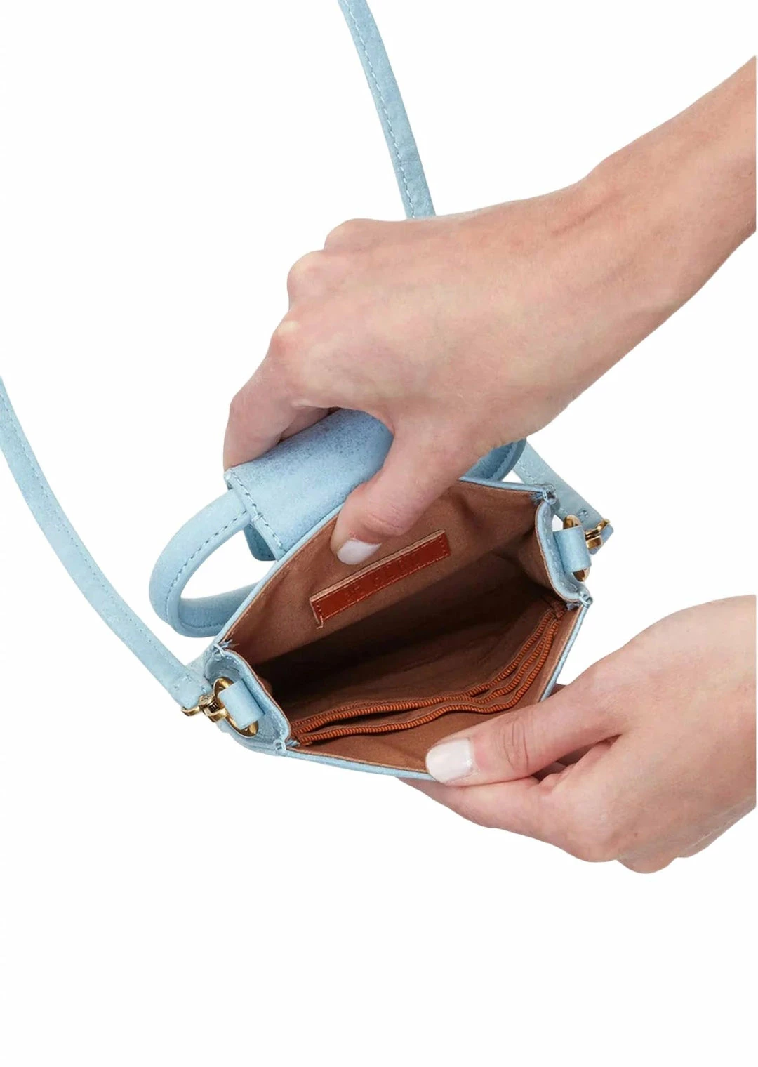 Hobo women Sheila Phone Crossbody Bag in Blue Topaz 4 Hobo women Sheila Phone Crossbody Bag in Blue Topaz - Image 4